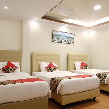 Joyful Hotel Tanjung Pandan Exteriér fotografie